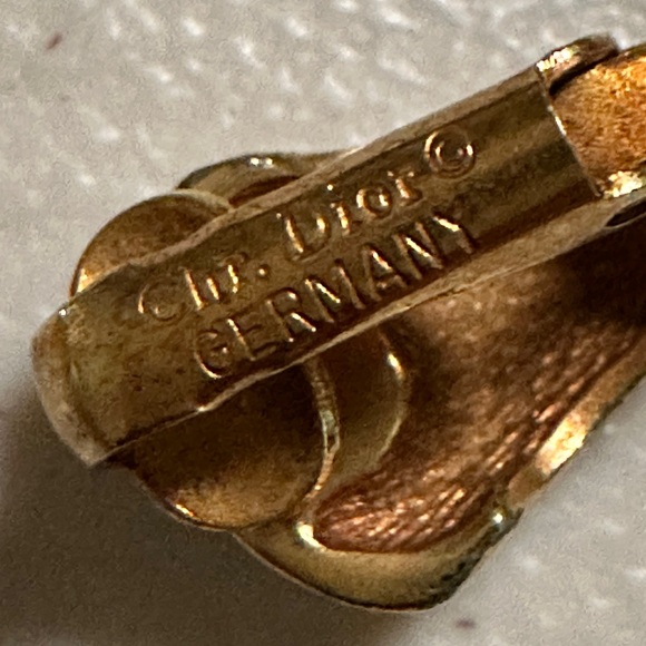 Christian Dior, Elegant Gold and Silver clip Earrings - Picture 2 of 2